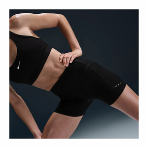 Biker Nike Swift Con Bolsillo