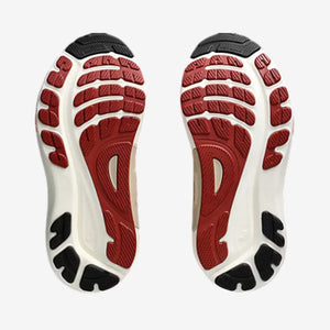 Gel Kayano 31, 600