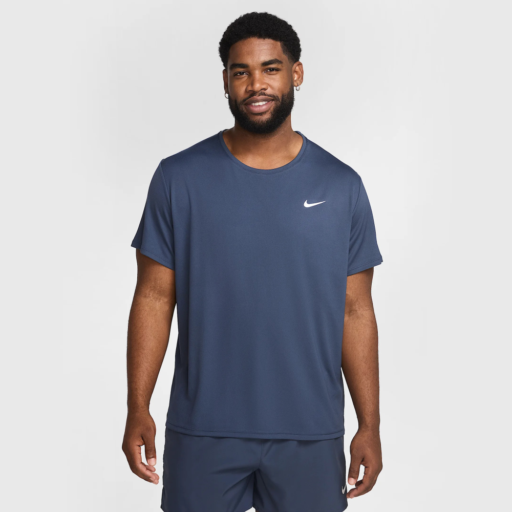 Nike DRI-FIT Miler Con Manga Corta