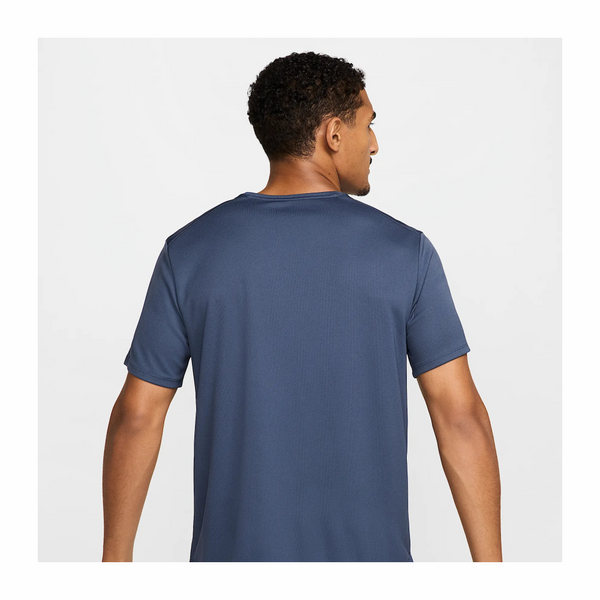 Nike DRI-FIT Miler Con Manga Corta